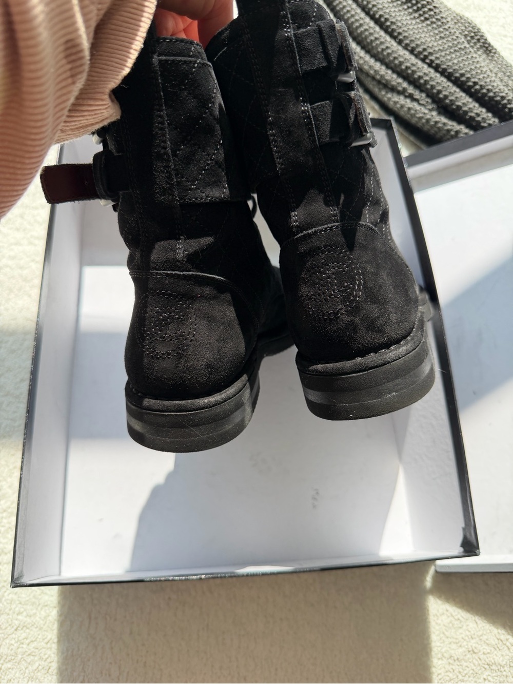 Chanel authentic Black Quilted Suede Lace-Up Ankle Boots - Picture 5 of 10